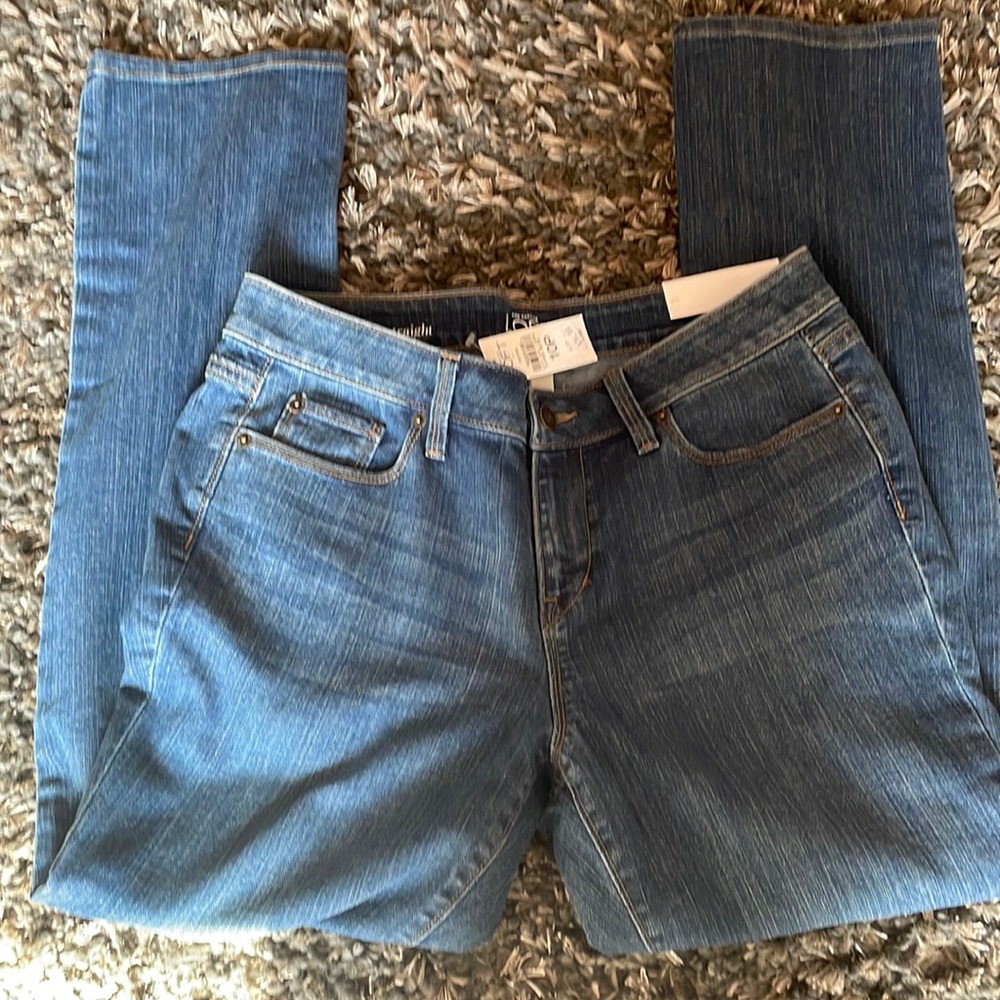 NWT LOFT modern straight jeans Size 10P